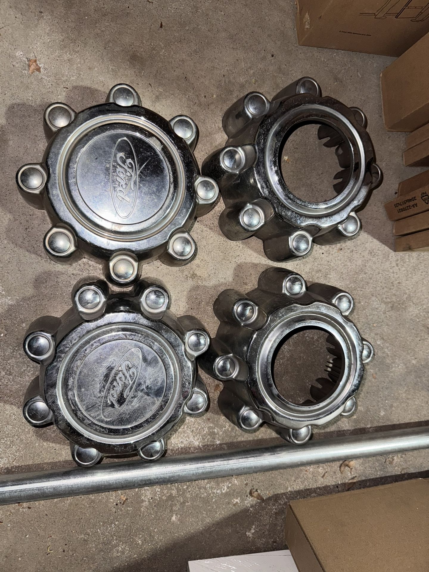 Ford F250 F350 Superduty Center Caps