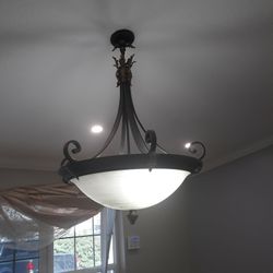 Living Room Lamp Chandelier Approx 26 Inches From Ceiling To Bottom Of Lamp $150