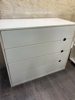 White 4-Drawer Dresser - Local Delivery Available for an Additional Fee - See My Other Items😀
