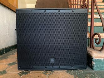 JBL EON SUBWOOFER
