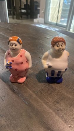 Ceramic Couple Figurines Salt and Pepper Shakers