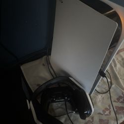 PlayStation 5 With Remote And Headset