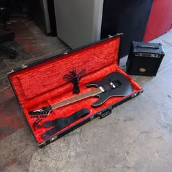 Dean MDX electric guitar/Fender case/Dean M15 amplifier/ etc. See description