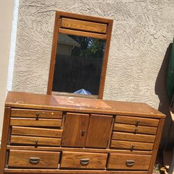 Free Dresser - YES IT'S AVAILABLE - Pickup In OAKLEY
