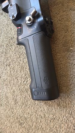 DJI RS 3 BG21 Battery Grip / Handle – Working