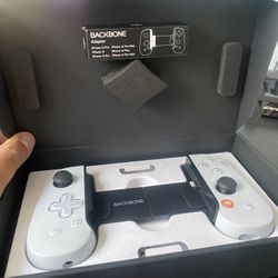 Brand New BACKBONE PS5/PS4