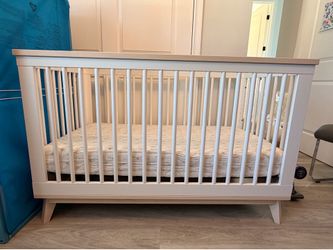 Babyletto Scoot 3-in-1 Convertible Crib in White/Washed Natural