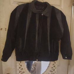 VINTAGE WOMEN'S SIZE: XL 20-22 BLACK & GRAY SUEDE MOTORCYCLE JACKET WITH INNER  LINING & COLLAR