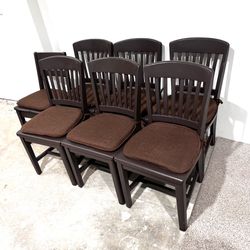 Beautiful Vintage Chair Set of 7