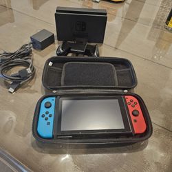 Nintendo Switch 