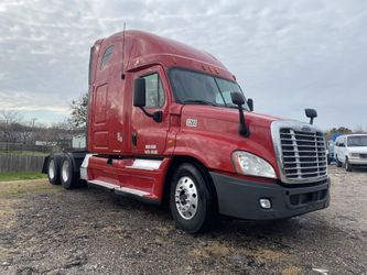 2012 Freightliner Cascadia Cummins Engine 18 Wheeler Semi Truck