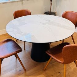 Room&Board Decker Marbled Table 48”