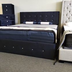 NEW KING BEDROOM SET WITHOUT MATTRESS AND FREE DELIVERY 