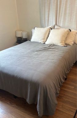 Full size bed with mattress