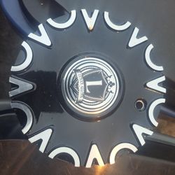 LUX 1 CENTER CAP