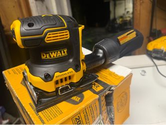 Dewalt squared XR sander Tool only