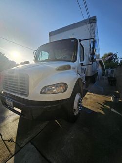 2015 Frightliner Box truck