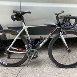 2014 Scott Addict R2 Custom Road Bike 