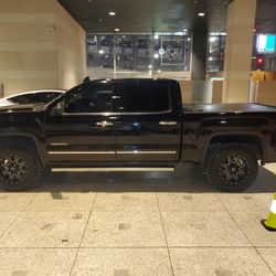 2017 GMC Sierra