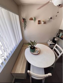 Breakfast Nook