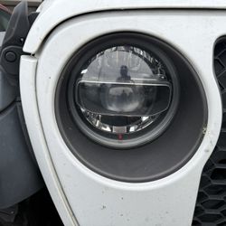 Factory Jeep JL Wrangler/JT Gladiator LED Headlights