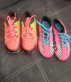 $20! Nike & Umbro Girl Soccer Clears YOUTH size 12