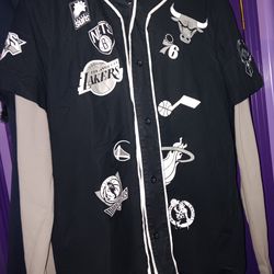 NBA Hollister Long Sleeve T Shirt Medium