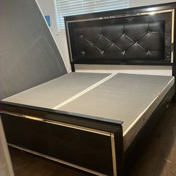 King Bed & Box Spring 