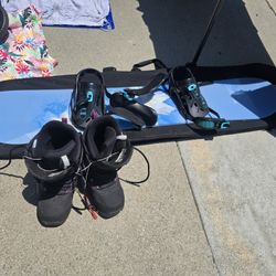 New Snowboard With Bindings Boots And Cover