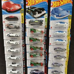 hotwheels treasure hunts and keychains