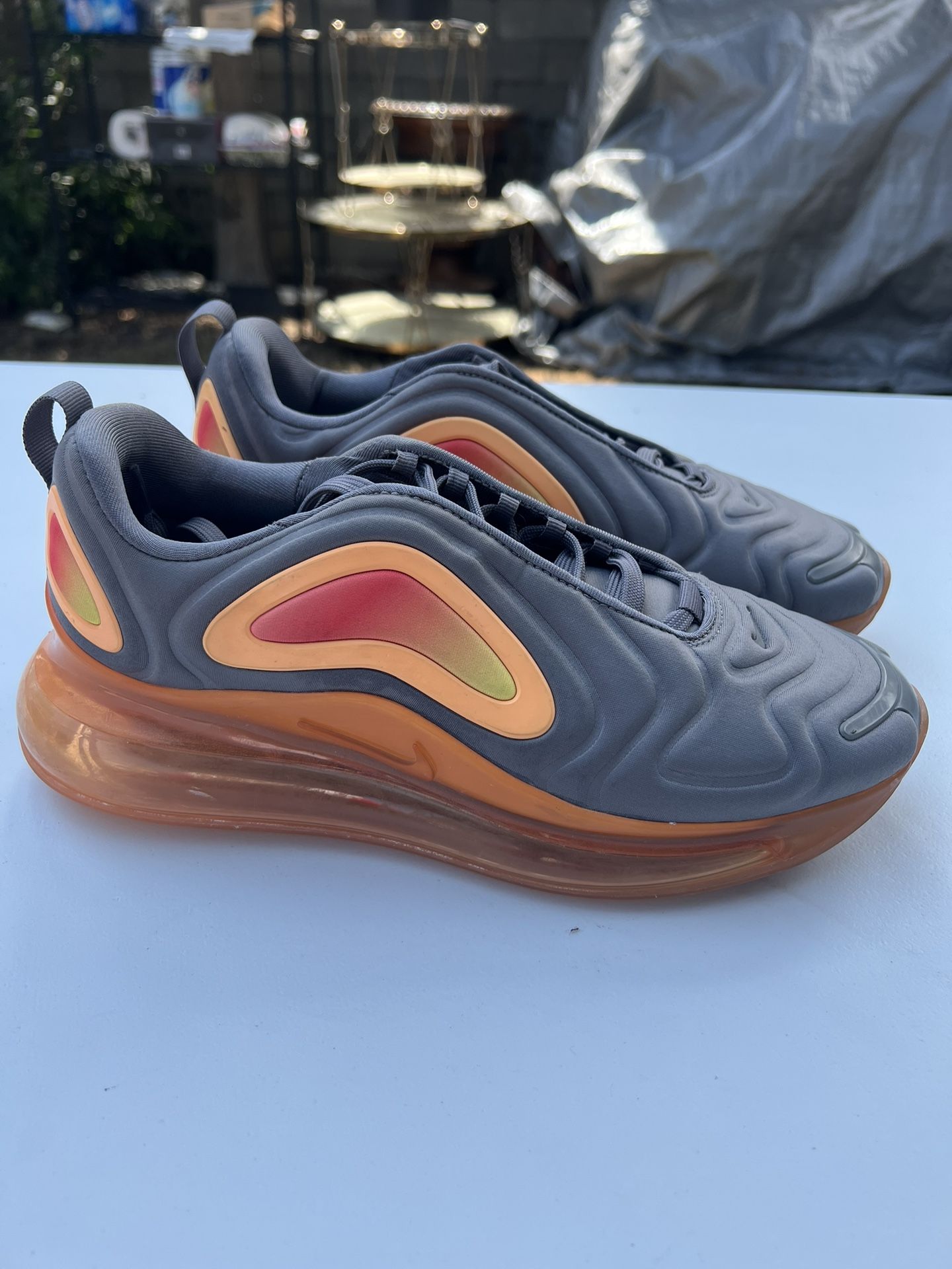 Nike Air Max 720 (GS) “Black Fuel Orange” AQ3196 004 Size Men's
