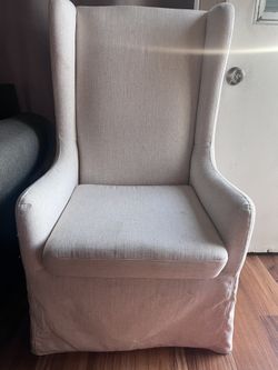 Living Room Seats