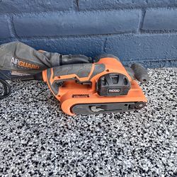 BELT SANDER