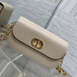 30 Montaigne Chic Dior Bag
