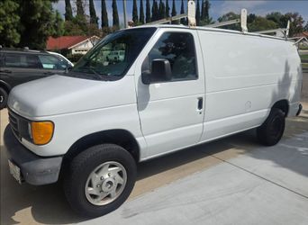 2007 Ford E-Series Cargo Van White