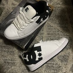 DC skater shoes black & white size 13