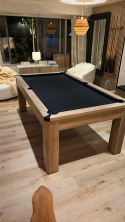 7 FT POOL TABLE