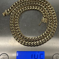 144g hand polish and solid Miami Cuban Links necklace💥💥💥