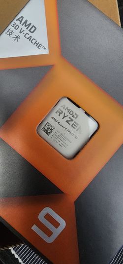 AMD RYZEN 9 7950X3D CPU (5.7 GHz, 16 Cores, Socket AM5)