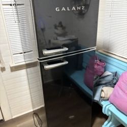 Retro Fridge 