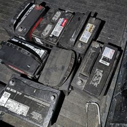 USED CAR BATTERIES / pilas usadas