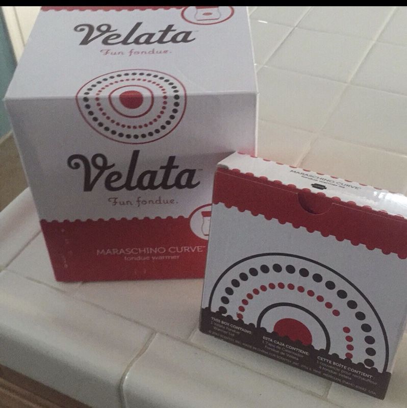New in box Scentsy Velata fondue warmer great gift pu only xposted
