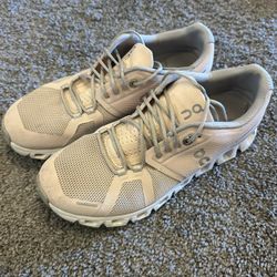 On Cloud Sneakers Women’s