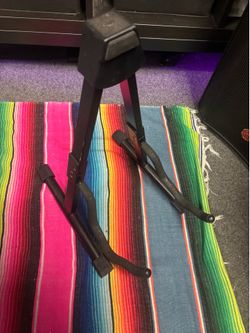 Guitar Stand