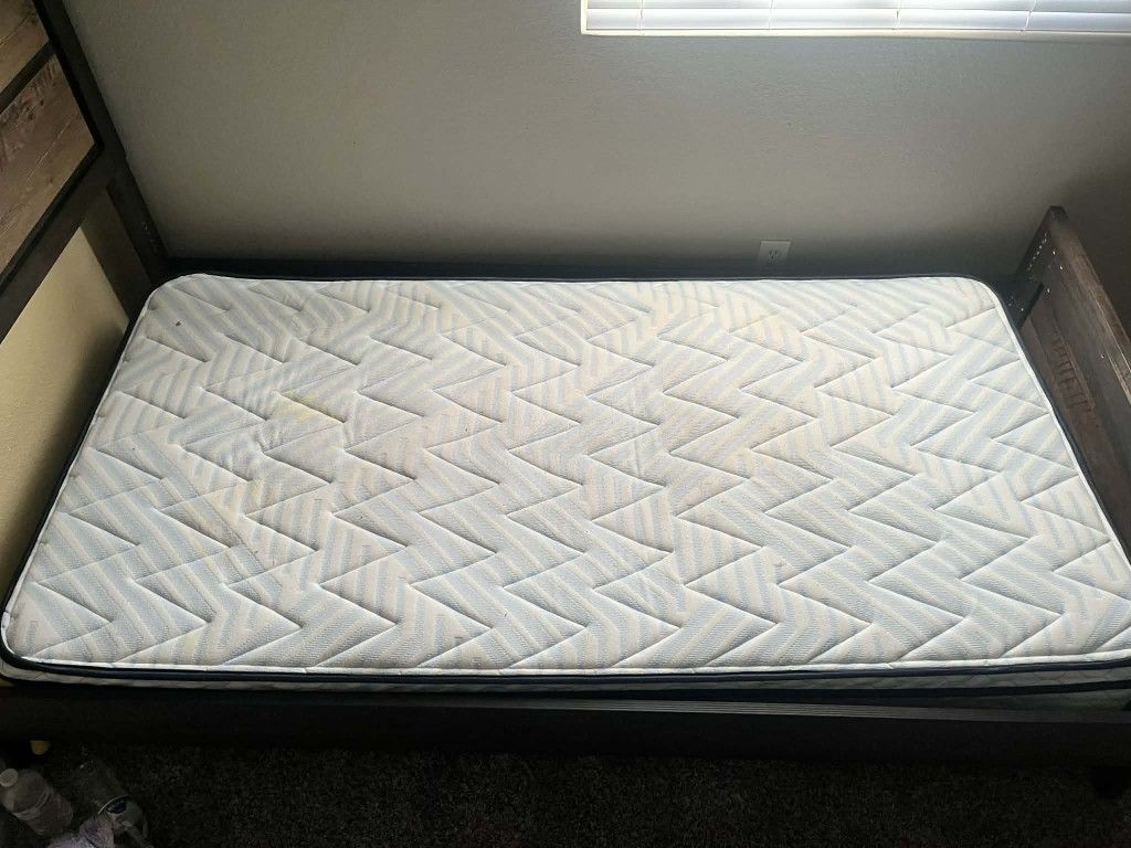 Twin Bed MAttress