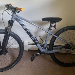 Trek Mountain Bicycle (S) 