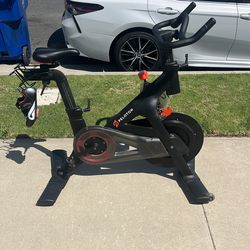 Peloton Bike (No Screen) – Works Great – Indoor Spin Bike