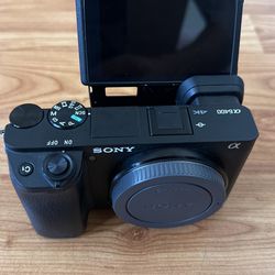 Sony a6400 Mirrorless Camera With SAMYANG 35mm/SIGMA 16mm Lens