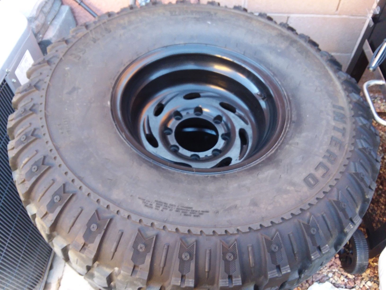 37x13.50R16 wheels and tires
