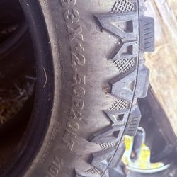 FULL Set Of Versatyre 33X12.5OR20LT